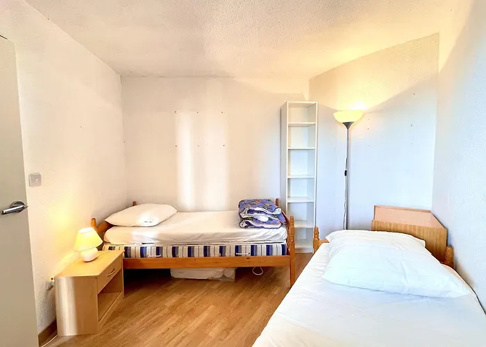 Appartamento T3 à Face à La Avec Parking Privé, Proche Et Commerces - Fr-1-338-587 *
